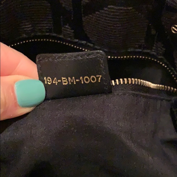 Christian Dior blk canvas tote w/ leather handles - Picture 4 of 6